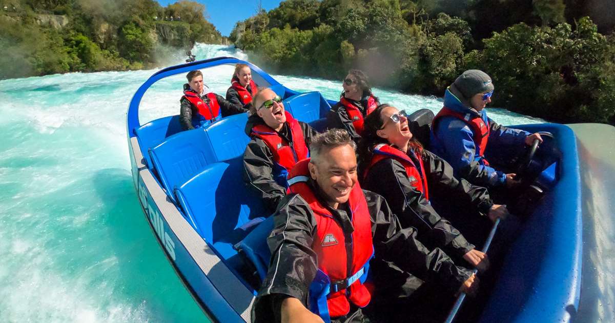 Jet Boating In Taupo Things To See Amp Do In Taupo New