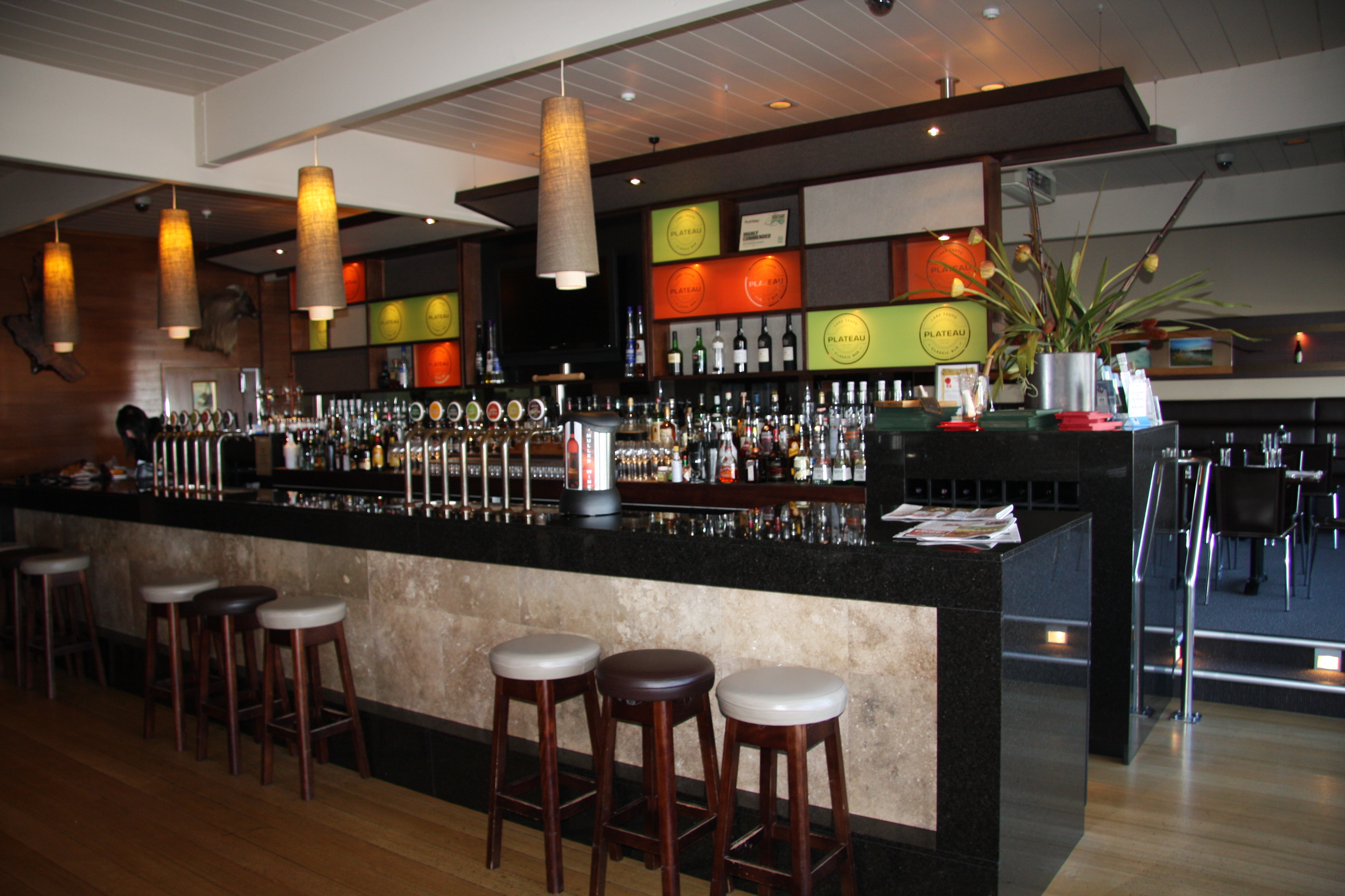 Plateau Bar & Eatery Restaurants & Bars in Taupo Love Taupo