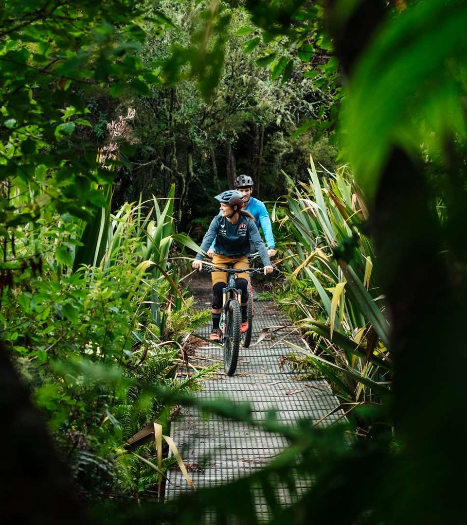 Bas van Steenbergen and Vaea Verbeeck riding the Great Lake Trails, Taupo New Zealand