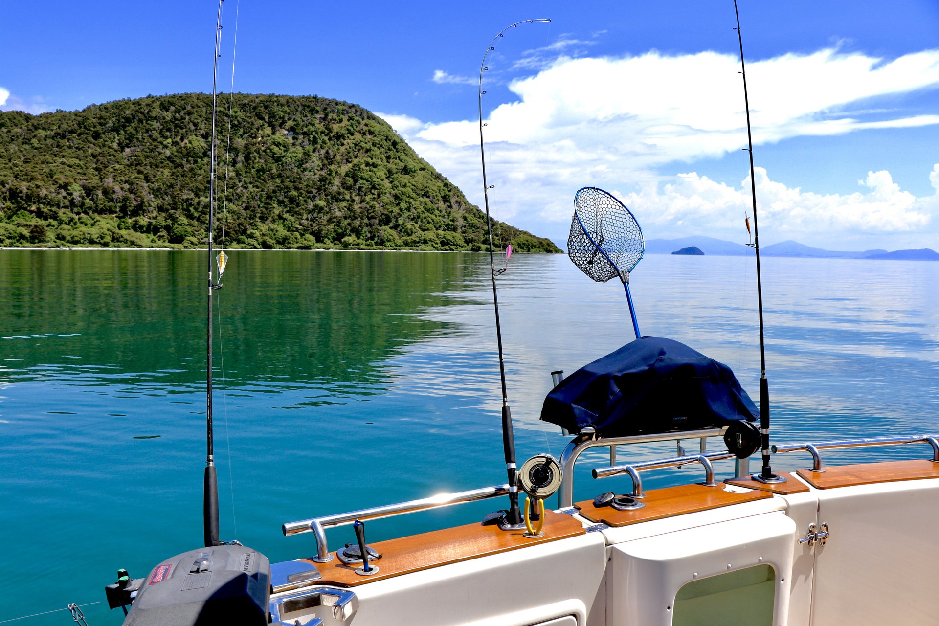 Private fishing charter in Lake Taupo - Levante, Chris Jolly Outdoors