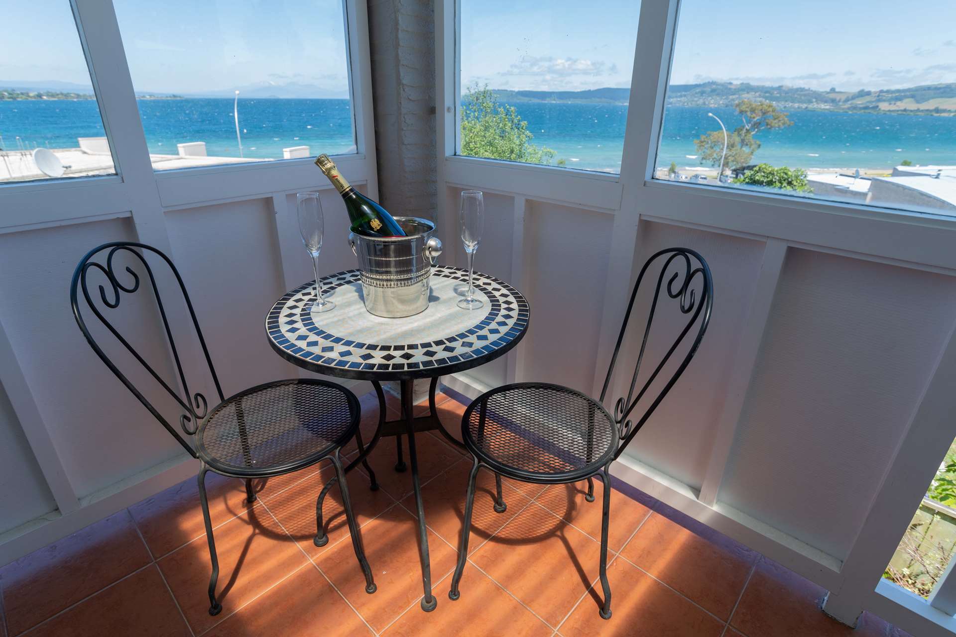 Baycrest Lodge Motel Accommodation In Taupo Love Taupo